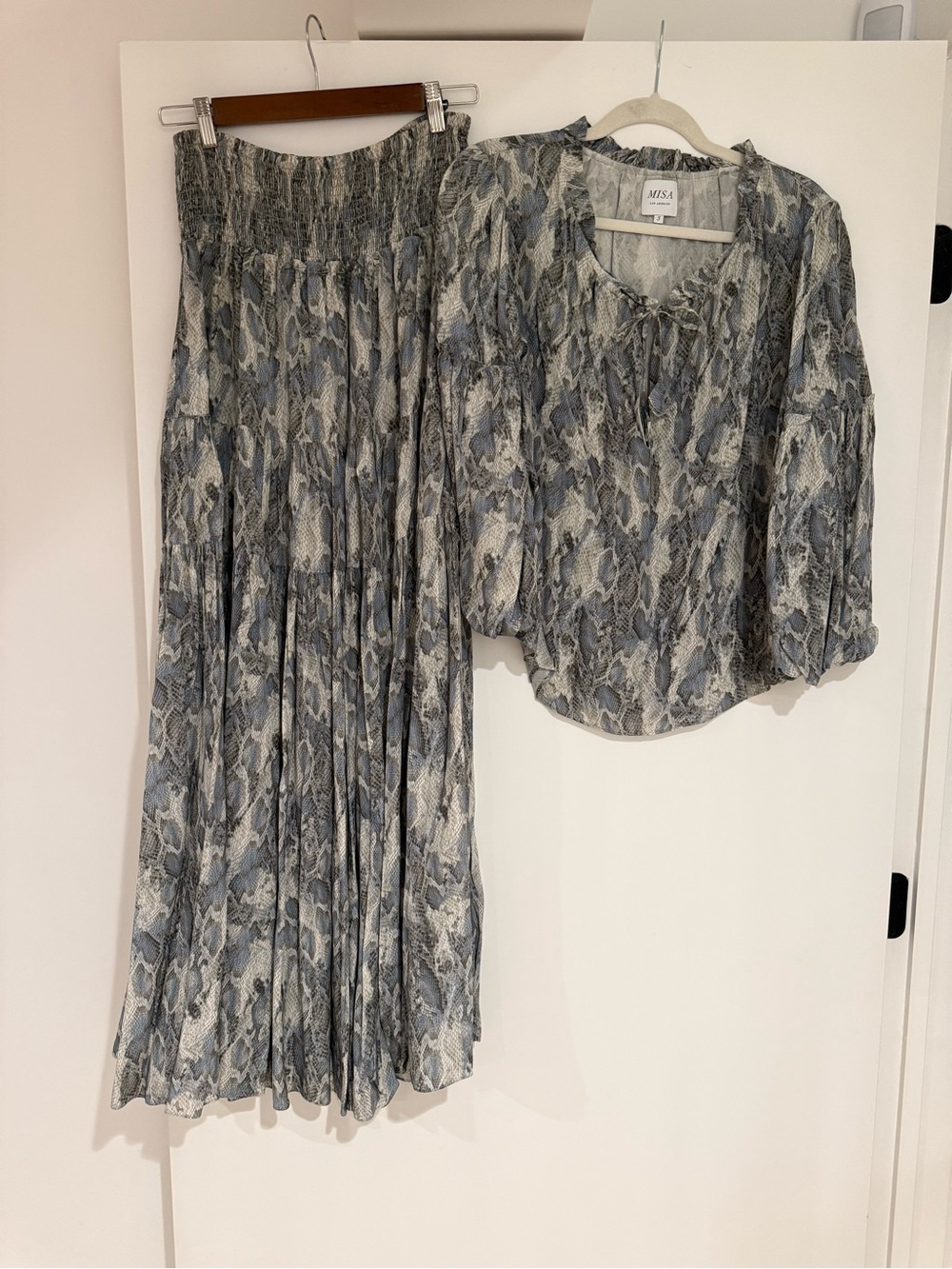 Misa Los Angeles Spring Python Bandeau and Maxi Skirt Set Medium - Picture 6 of 11
